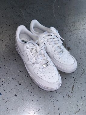 Nike White Low-Top Leather Sneakers